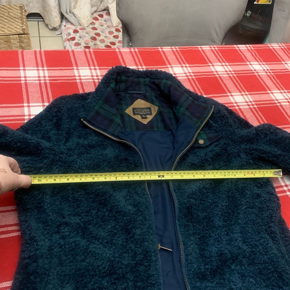 Pendleton Women's Fuzzy Sherpa Full Zip Jacket in a dark blue/teal color-plaid - Picture 4 of 6